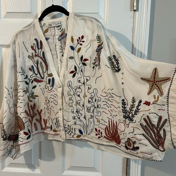 ZARA Embroidered White Kimono with Colorful Sea Life Design - Picture 7 of 14